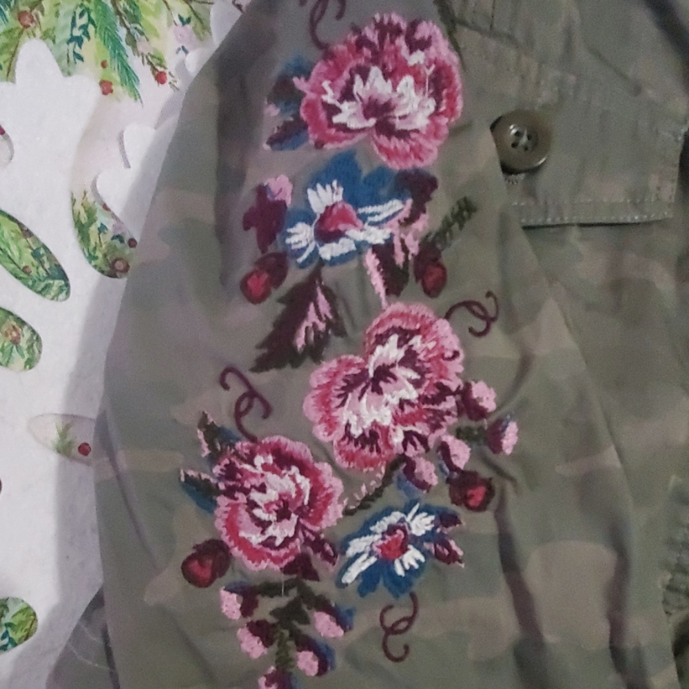 Camo Thin Jacket - image 2